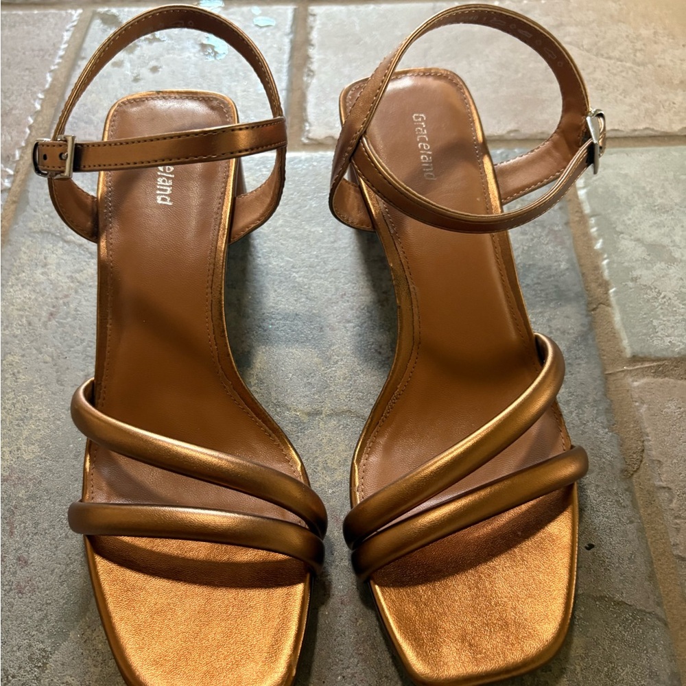 Graceful Brown Strappy Heels